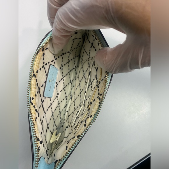 Kate Spade Wristlet - Picture 10 of 10